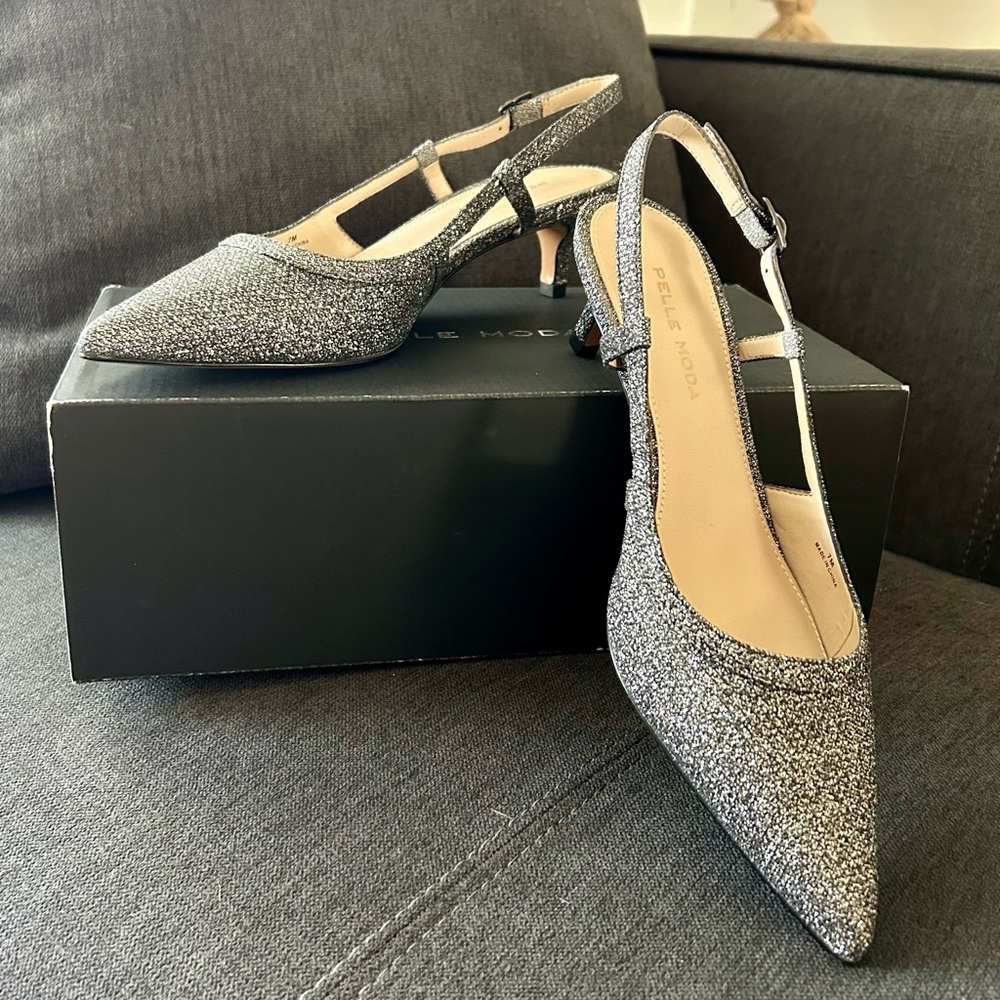 Pelle Moda Women's Glitter Slingback Heels - Silver